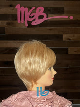 Load image into Gallery viewer, Nikki- Synthetic Wig
