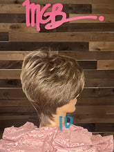 Load image into Gallery viewer, Carolynn- Synthetic Wig

